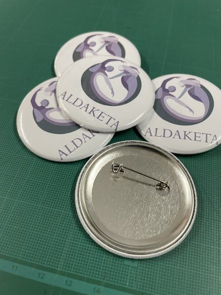 Chapas con imperdible
